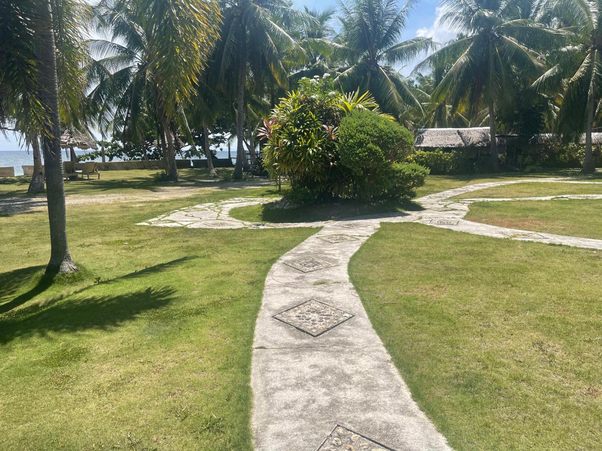 Cliff Side Beach Resort And Cottages Siquijor Exteriör bild